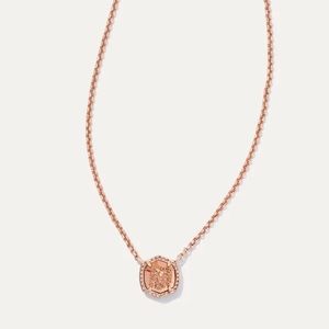 Kendra Scott never worn Davie Pendant Necklace in Rose Gold. Beautiful necklace